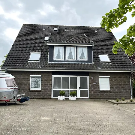 Deichlaeufer Im Haus Tina Apartament